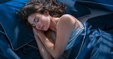 9 Best Sleep Stores to Enhance Your Sleep Experience